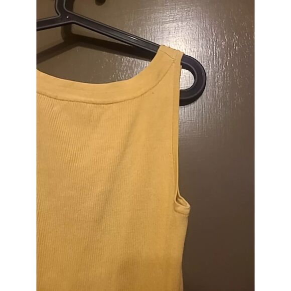 Cable & Gauge Silk Blend Size M Sleeveless Ribbed Knit Tank Top Beige Brown - Picture 6 of 6